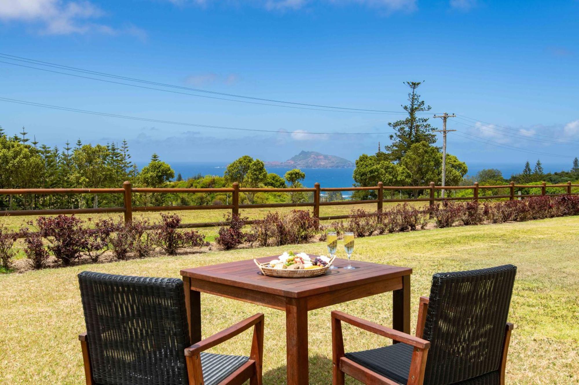 Ocean Breeze Cottages Burnt Pine Eksteriør bilde